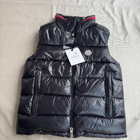 Moncler Men's Ouse Hooded Down Gilet in Black - Picture 1 of 12